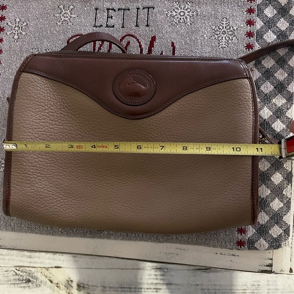 Vintage Dooney - Picture 3 of 8